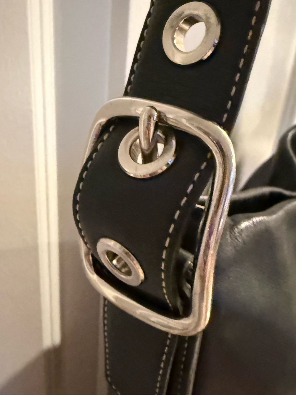 Coach Legacy Slim Duffle Soho Shoulder Bag - Picture 10 of 11